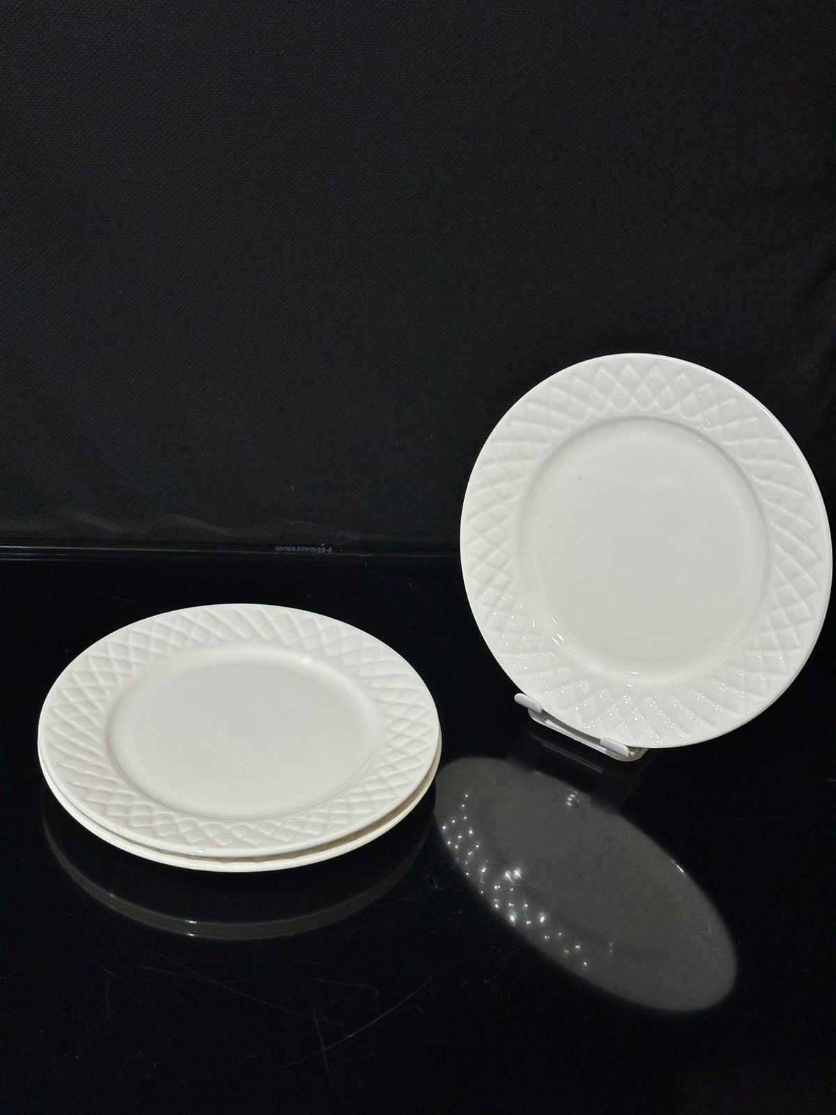 Luxury Decorated White flat plate porcelain styl11 - Diqqawi Plates