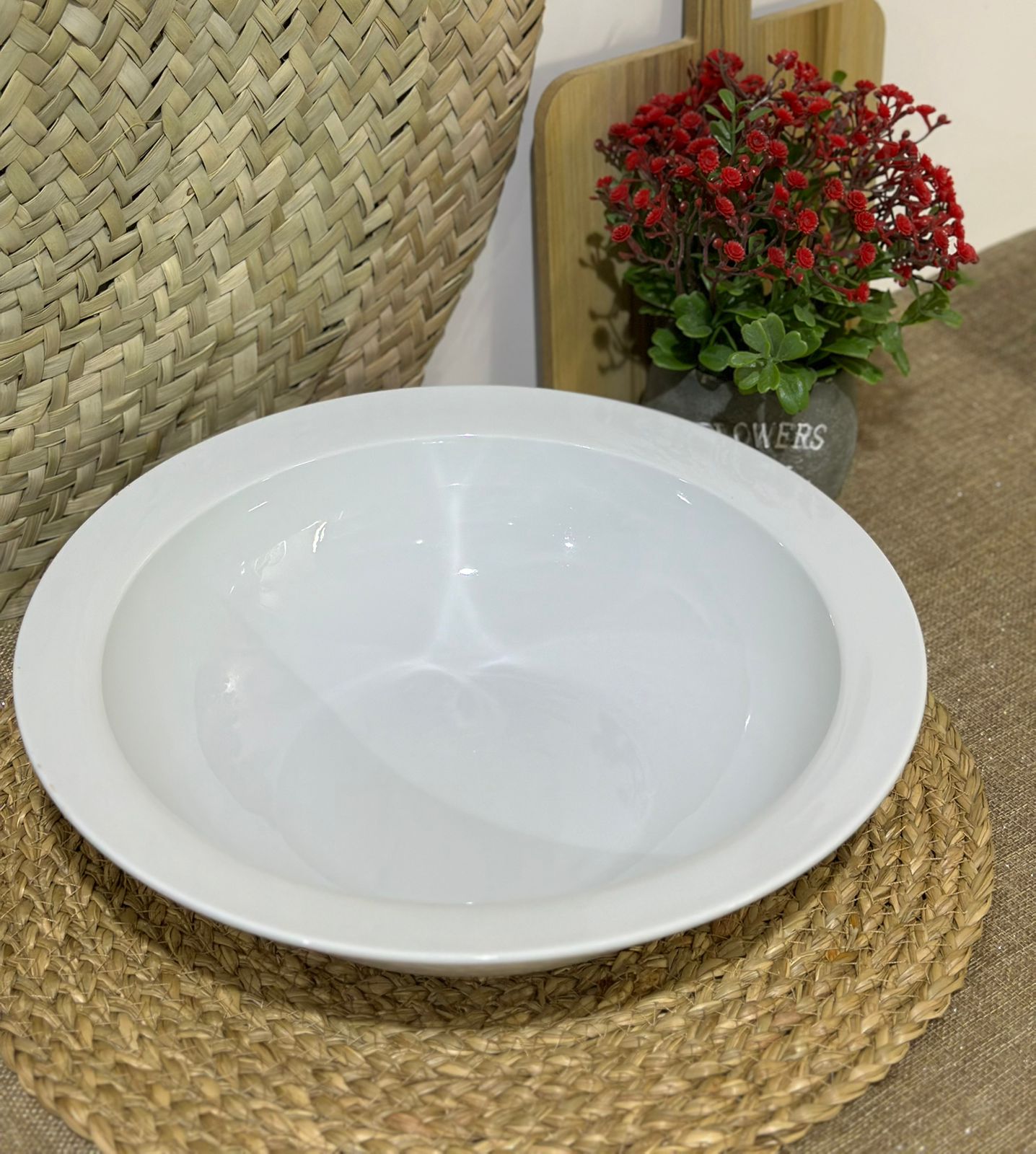 Porcelain Large Serving Bowl – 25 x 8.5 cm - Diqqawi Plates