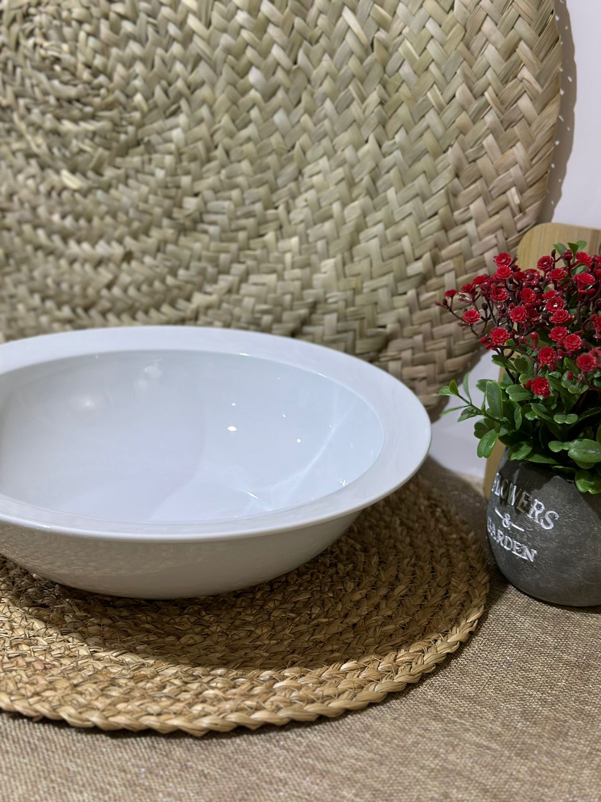 Porcelain Large Serving Bowl – 25 x 8.5 cm - Diqqawi Plates