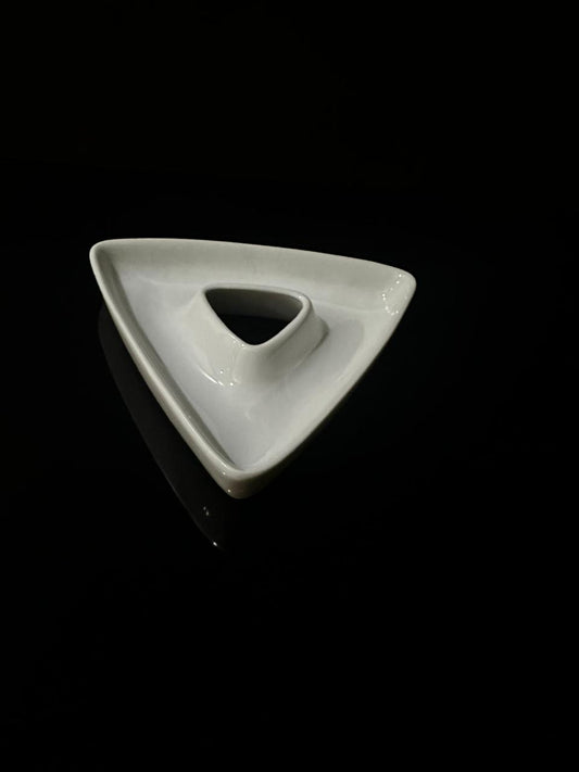 1pcs Multi-purpose triangular nut plate - Diqqawi Plates