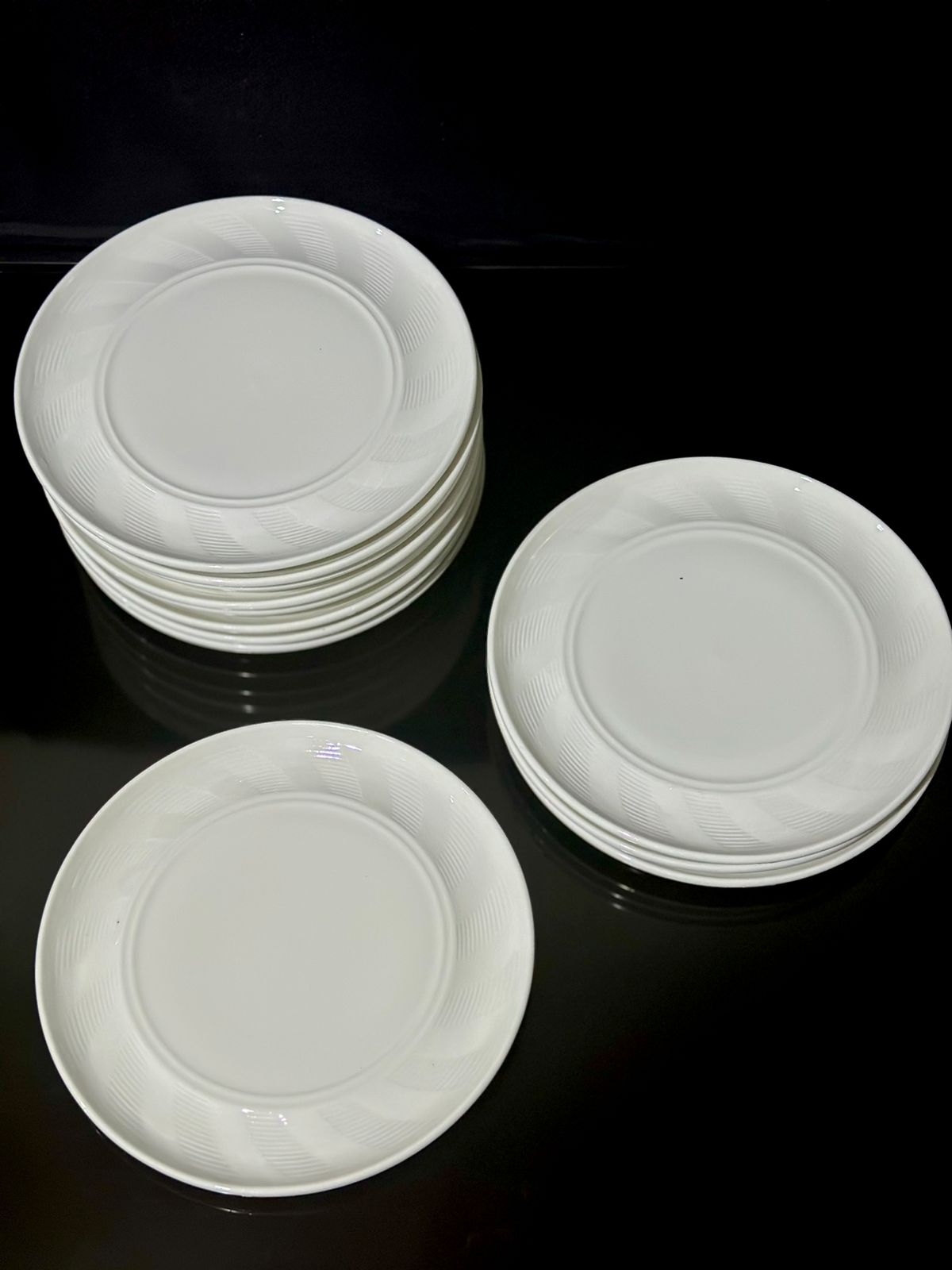 Luxury Decorated White flat plate porcelain styl8 - Diqqawi Plates