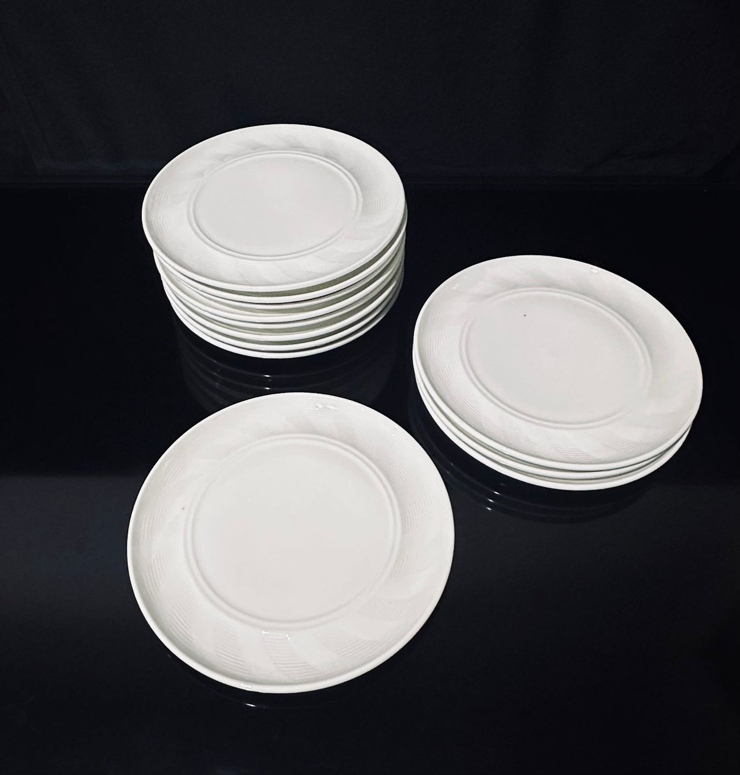Luxury Decorated White flat plate porcelain styl8 - Diqqawi Plates