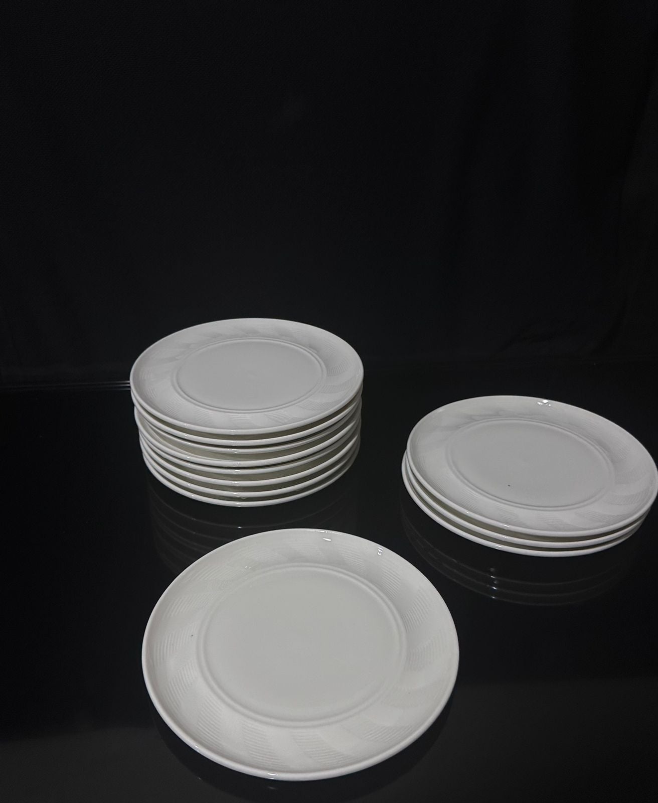Luxury Decorated White flat plate porcelain styl8 - Diqqawi Plates